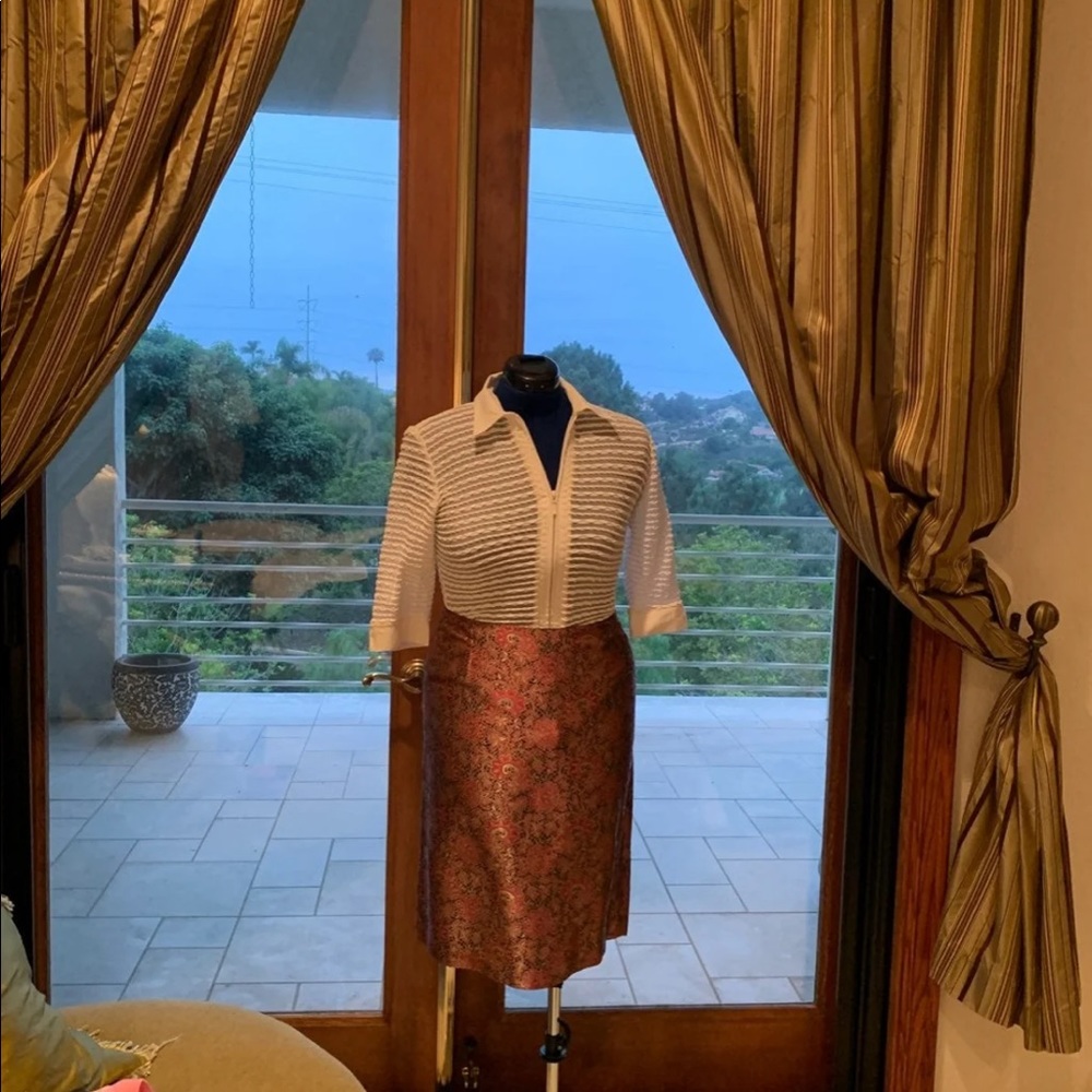 Pencil skirt